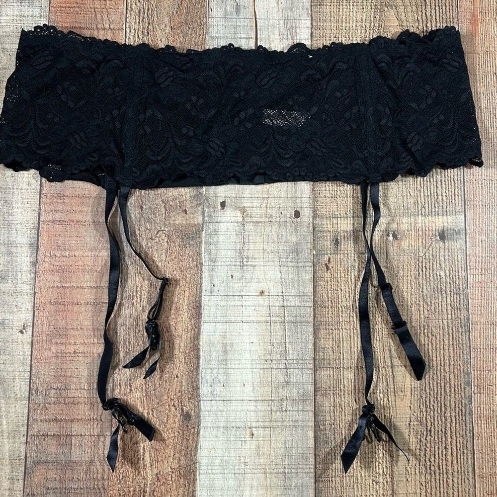 Cacique Lace Garter Belt Black Stretch Lingerie Sexy Goth Whimsigoth 26 28 Plus